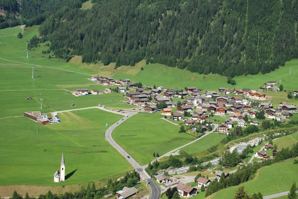 Haus Panoramablick Apartment Kals am Grossglockner Ruang foto